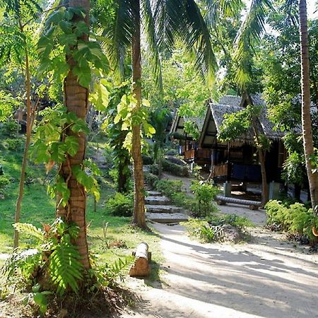 Thongtapan Resort Chaloklum Ngoại thất bức ảnh