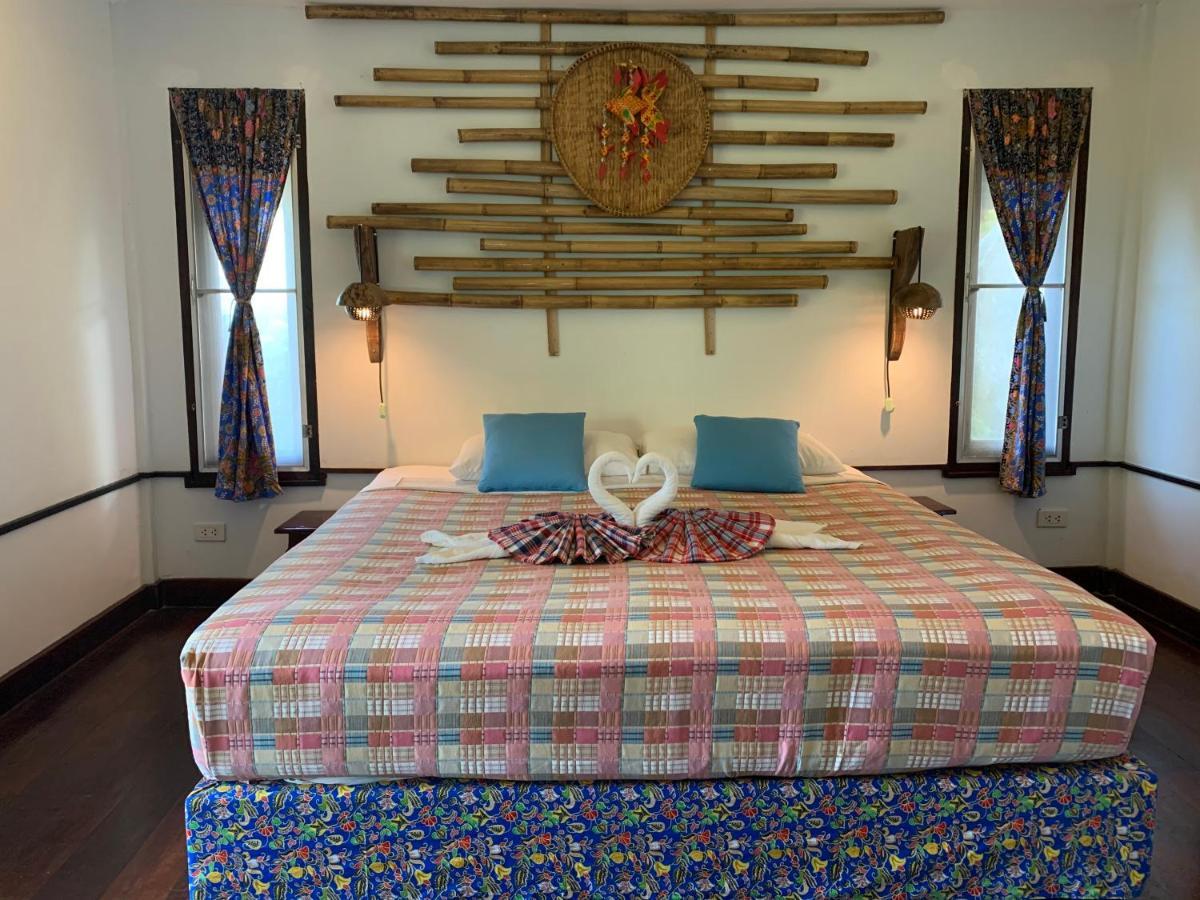 Thongtapan Resort Chaloklum Ngoại thất bức ảnh